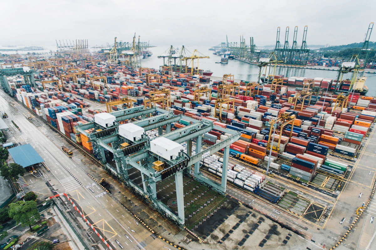 River and sea freight
